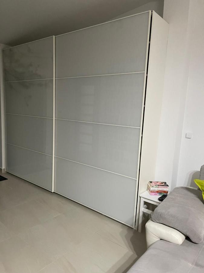 Apartament Rodzinny Ostrowiec Sw Ostrowiec Świętokrzyski エクステリア 写真