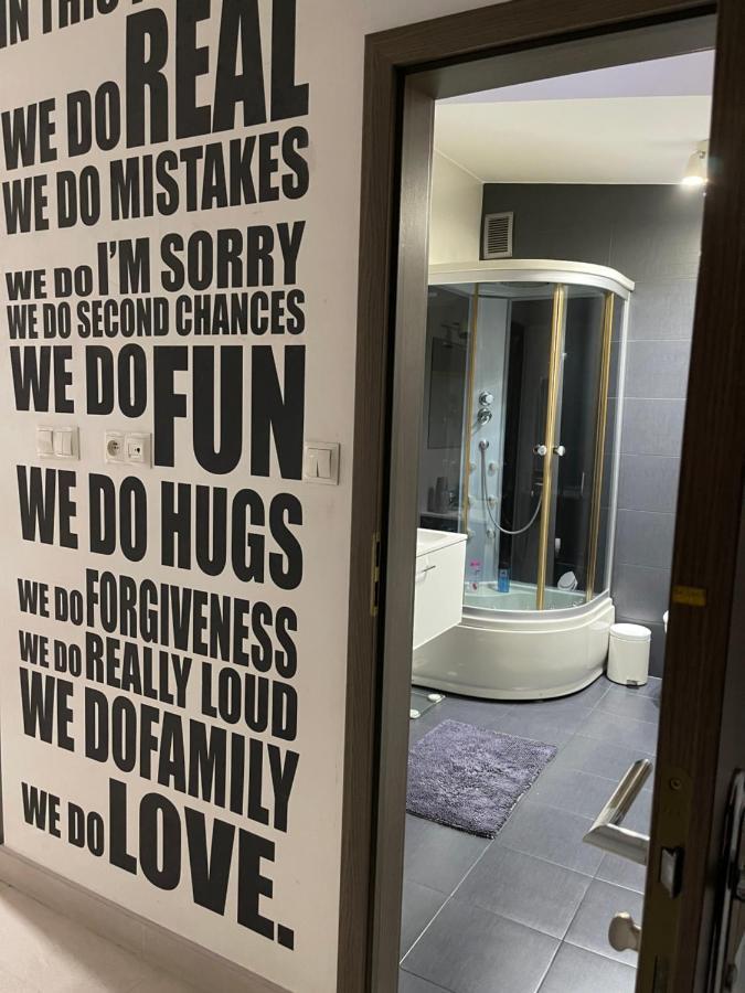 Apartament Rodzinny Ostrowiec Sw Ostrowiec Świętokrzyski エクステリア 写真