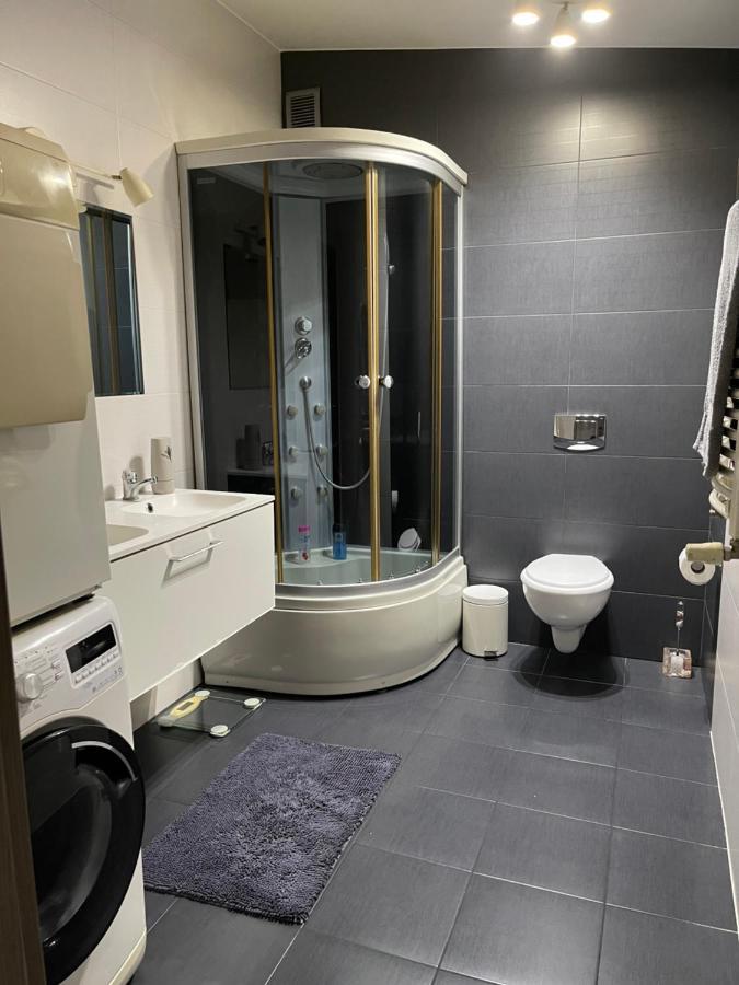 Apartament Rodzinny Ostrowiec Sw Ostrowiec Świętokrzyski エクステリア 写真