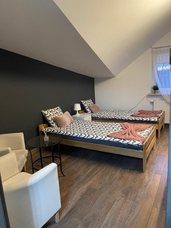 Apartament Rodzinny Ostrowiec Sw Ostrowiec Świętokrzyski エクステリア 写真