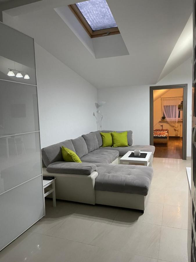 Apartament Rodzinny Ostrowiec Sw Ostrowiec Świętokrzyski エクステリア 写真